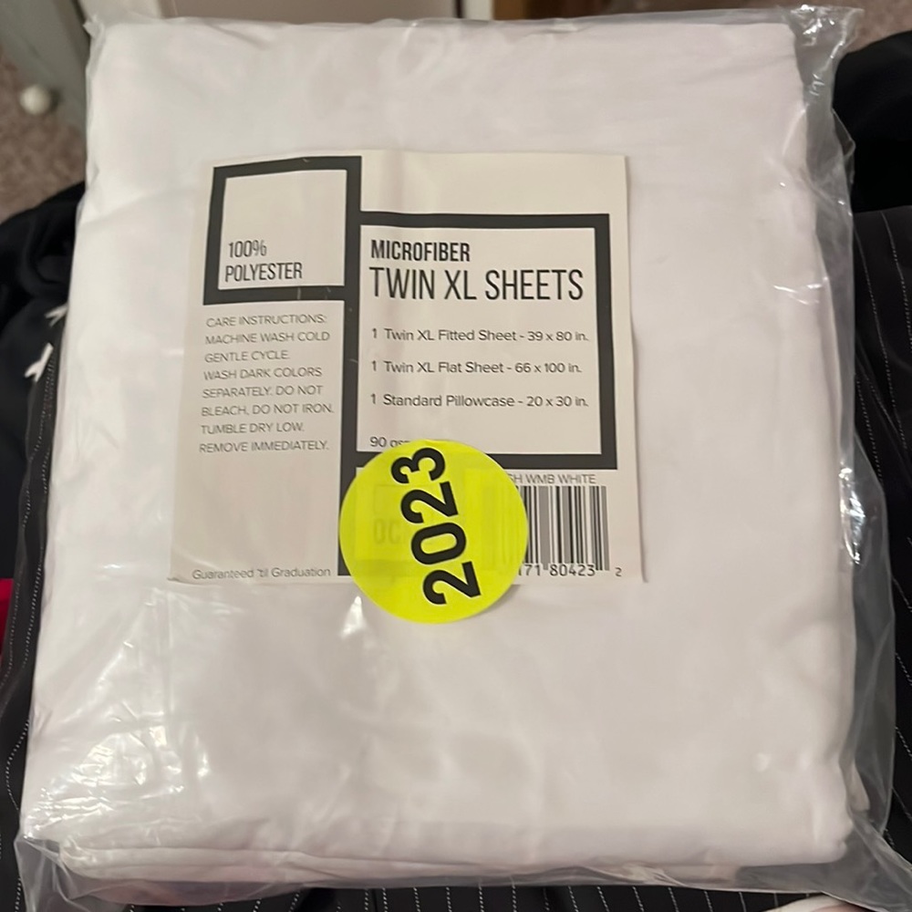 NWT dorm room brand TXL sheet set